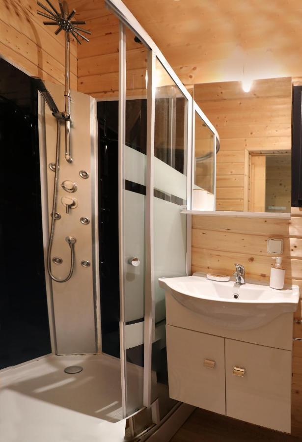 Au Coeur Du Bien-Etre, Chalet Avec Piscine Chauffee Et Couverte, Spa, Sauna, Massages Monteaux Zewnętrze zdjęcie